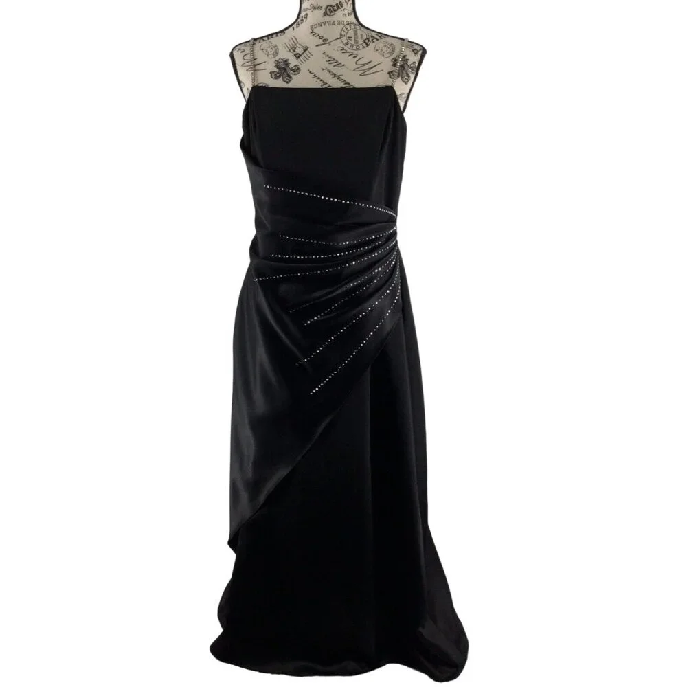 Onyx Nite Crystal Embellished‎ Evening Gown M New